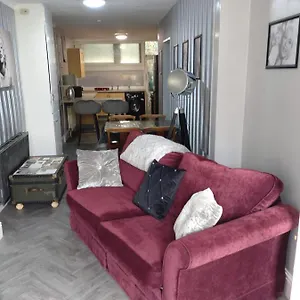 Valley View Retreat Apartment Scarborough